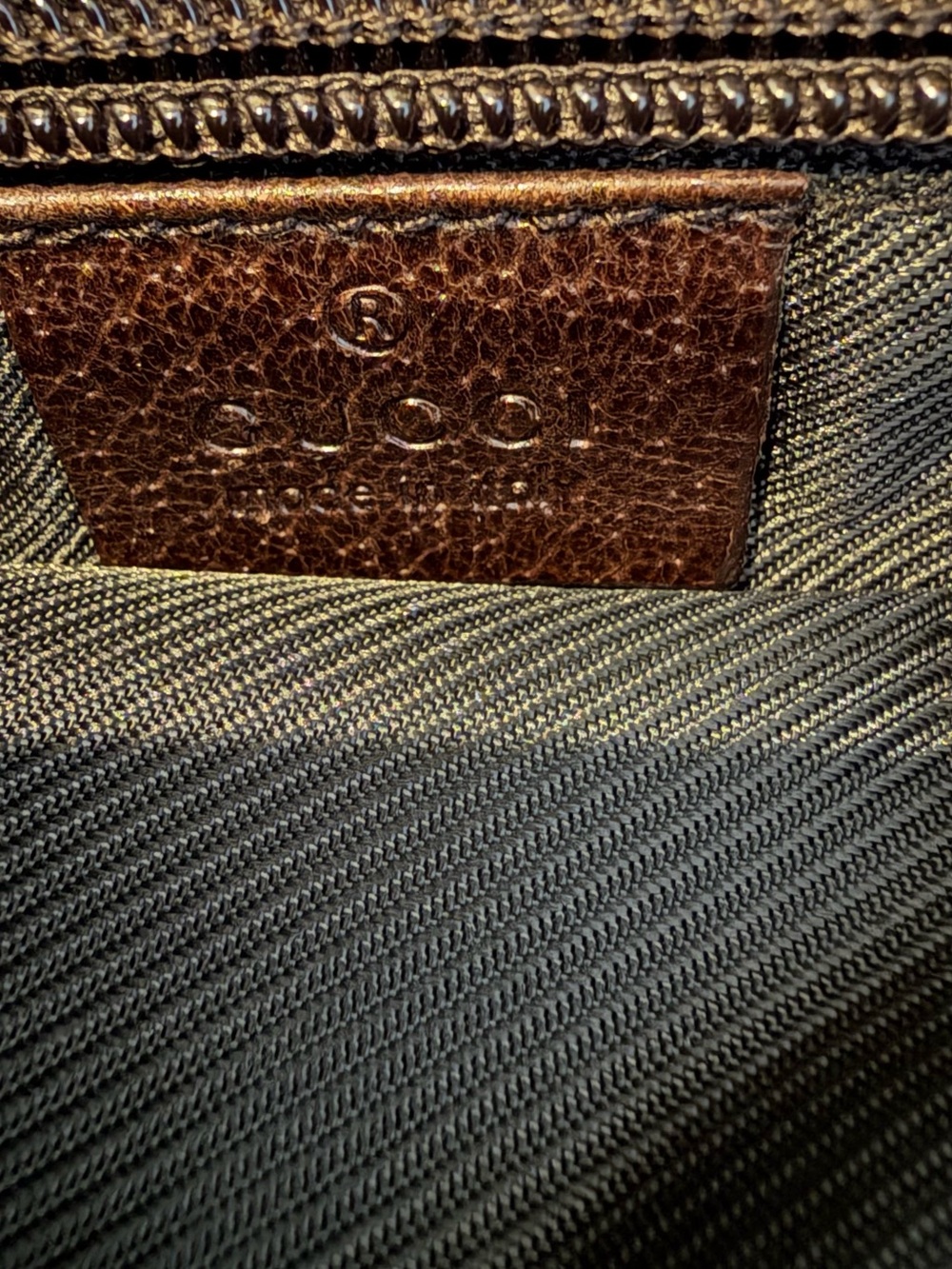 Gucci Brown GG Canvas Messenger Crossbody with Dark Brown Trim - Picture 3 of 5